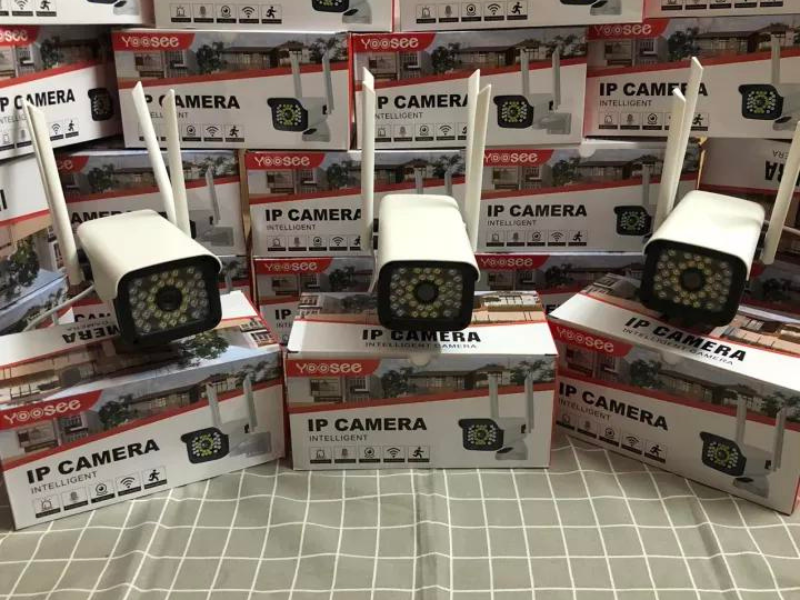 Camera-Yoosee-4-rau-36-LED-5.0-MP-chong-nuoc-xem-đem-co-mau