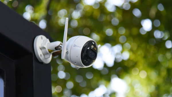 camera giám sát ngoài trời chính hãng